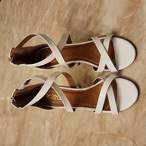 X2B White with gold zipper Strappy Heels size 9